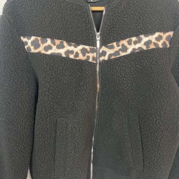 Zyia Active Leopard Flying V Teddy Fleece Black Jacket - Size Small - Picture 4 of 14